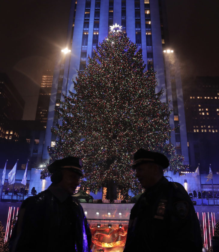 thousands gather for rockefeller christmas tree lighting thousands gather for rockefeller christmas tree lighting