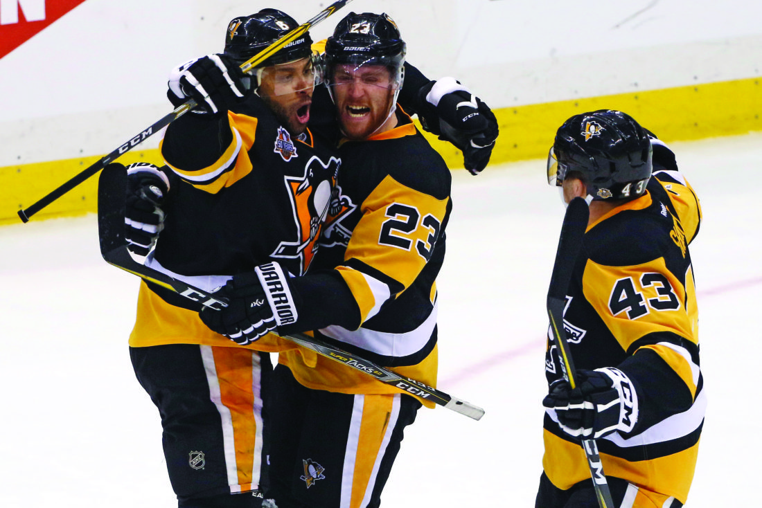 NHL: Crosby leads Penguins over Caps in series opener