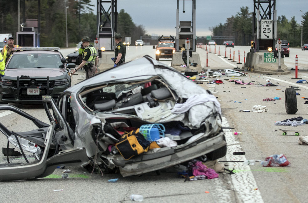 http://d14e0irai0gcaa.cloudfront.net/www.nashuatelegraph.com/images/2017/05/01094934/DS-WEB-BEDFORD-TOLLS-FATAL-0501-Hastings-photo-scene.jpg