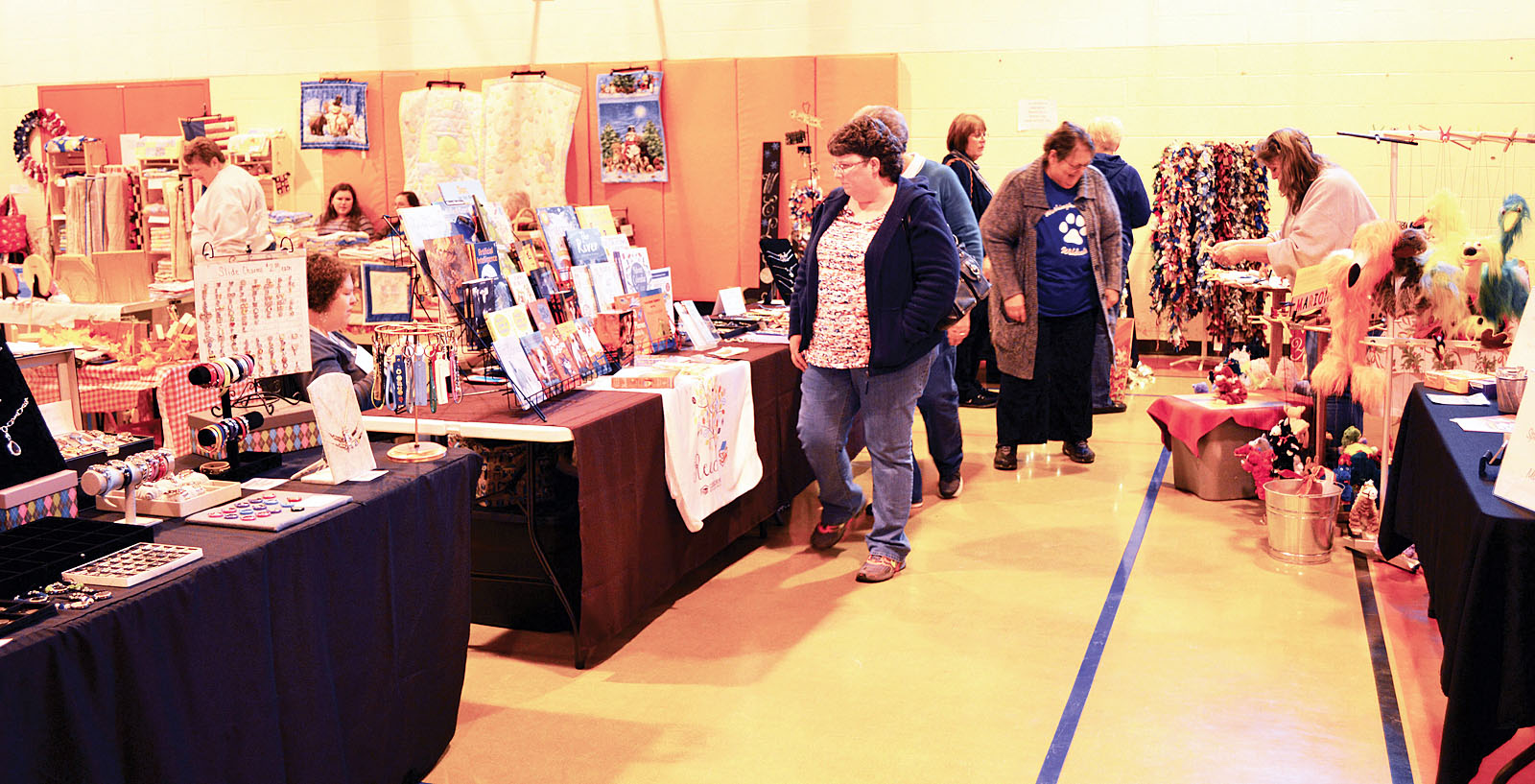 Marietta craft show raises funds for Washington County Special Olympics - Parkersburg News